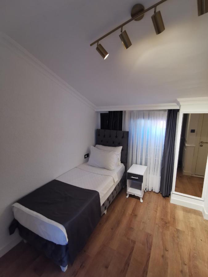 Efzen Hotel อิสตันบูล ภายนอก รูปภาพ