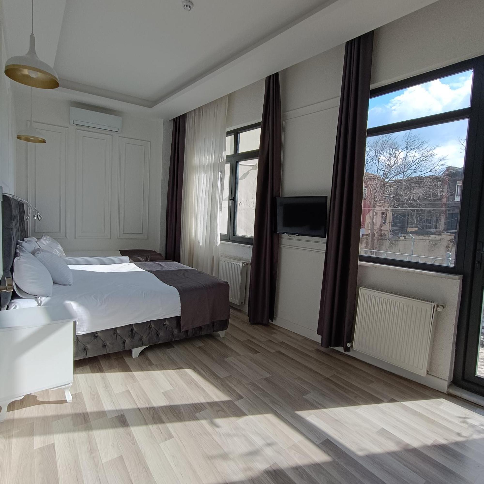 Efzen Hotel อิสตันบูล ภายนอก รูปภาพ